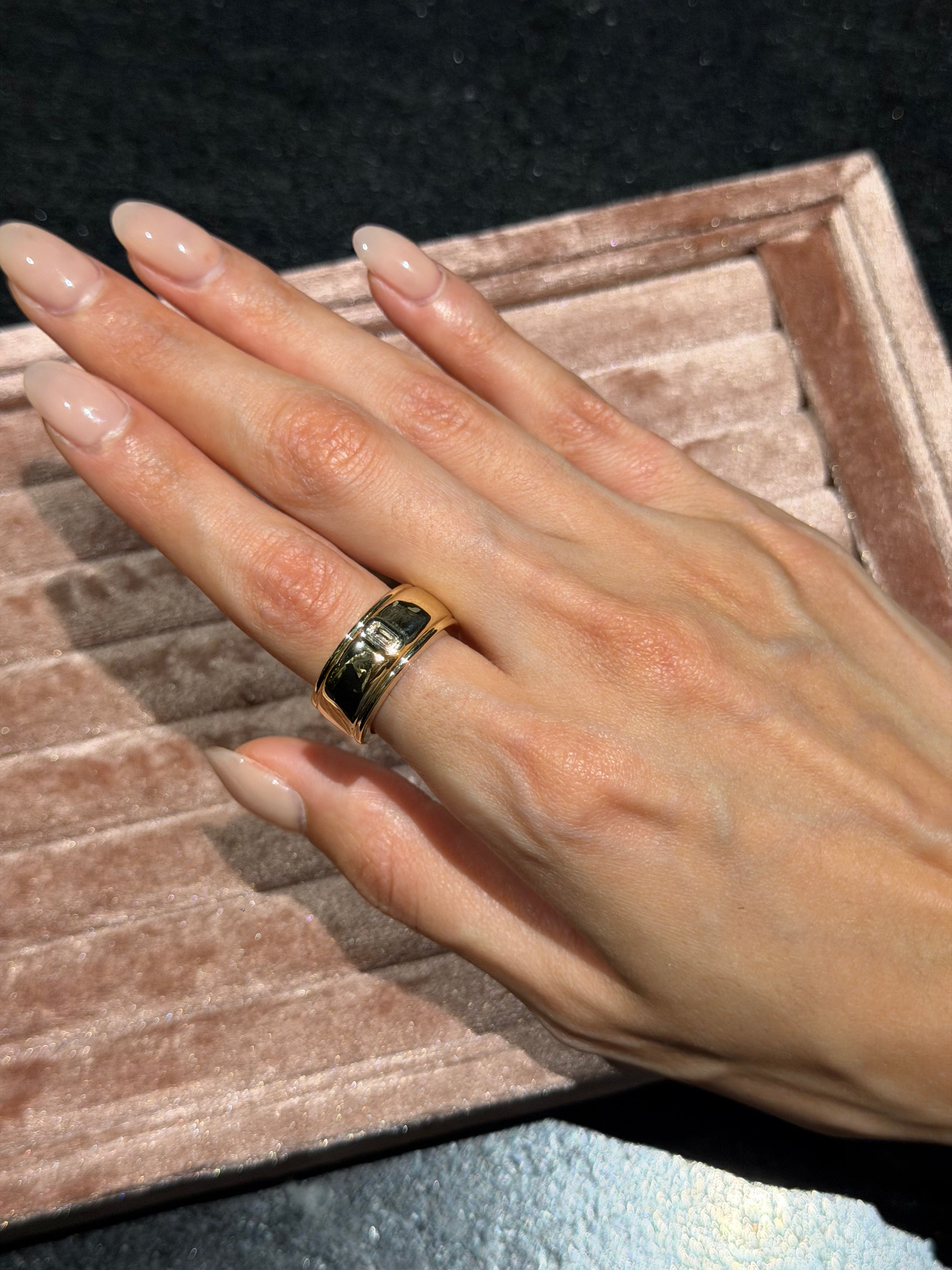 Oura Ring Cover - The Edge