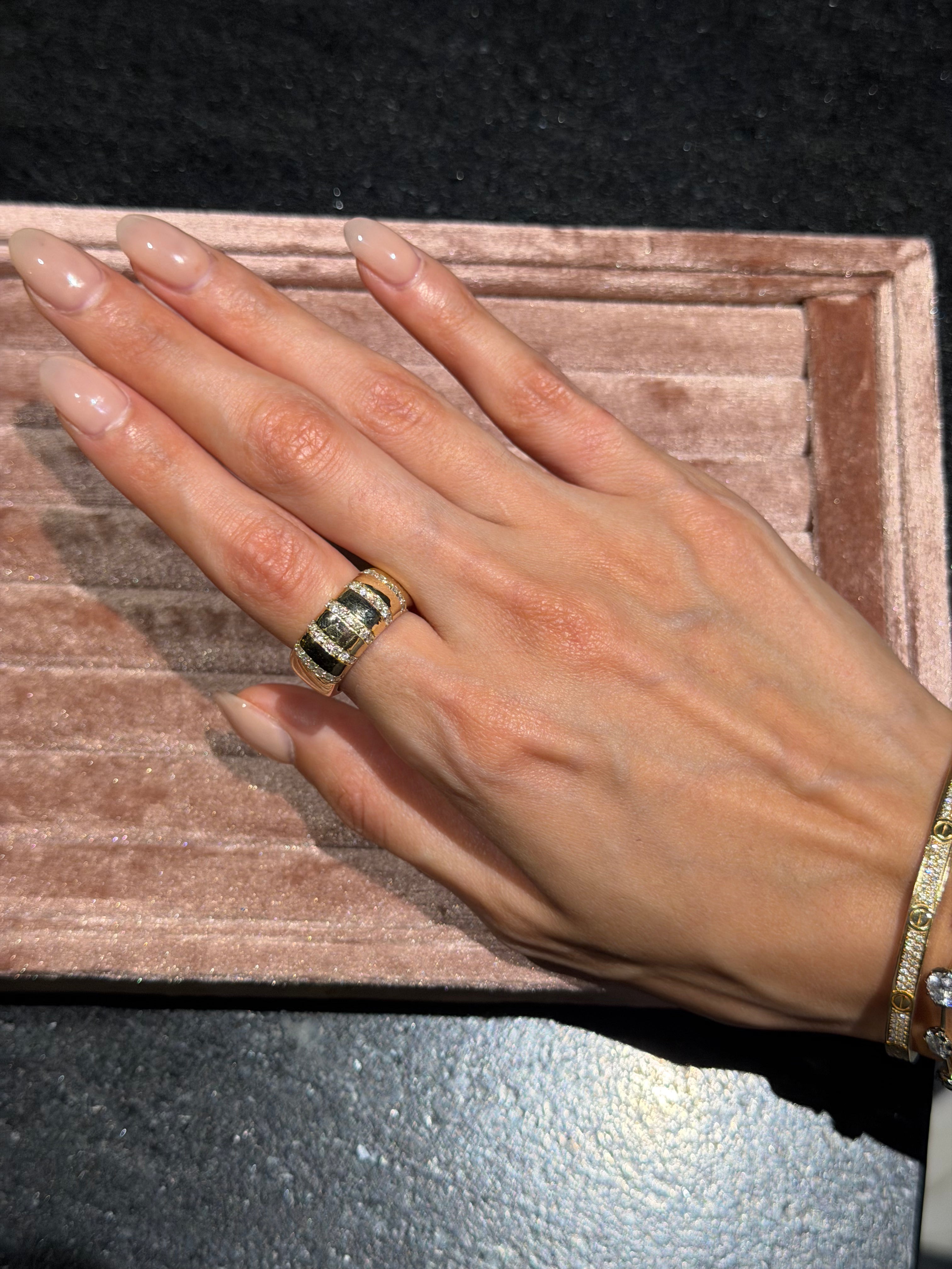 Oura Ring Cover - The Stripe